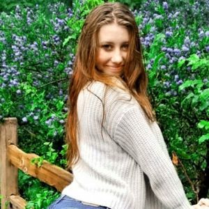 Meet your Posher, Marinda